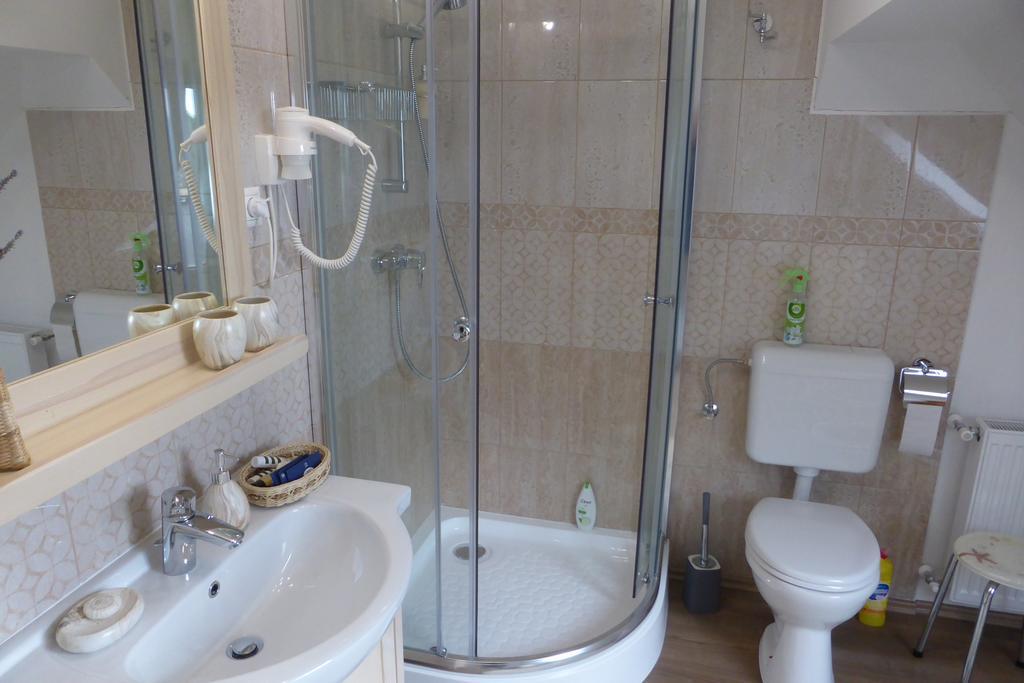 Tuendergyoengye Apartmanhaz Zirc Exterior foto